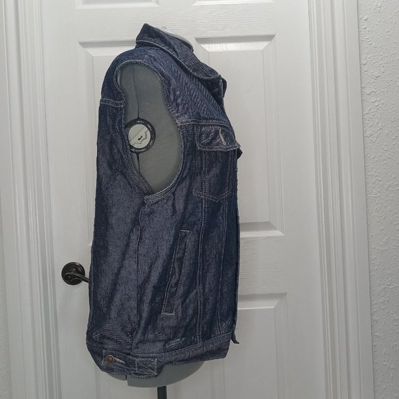 Rocawear Denim Vest - Picture 3 of 13